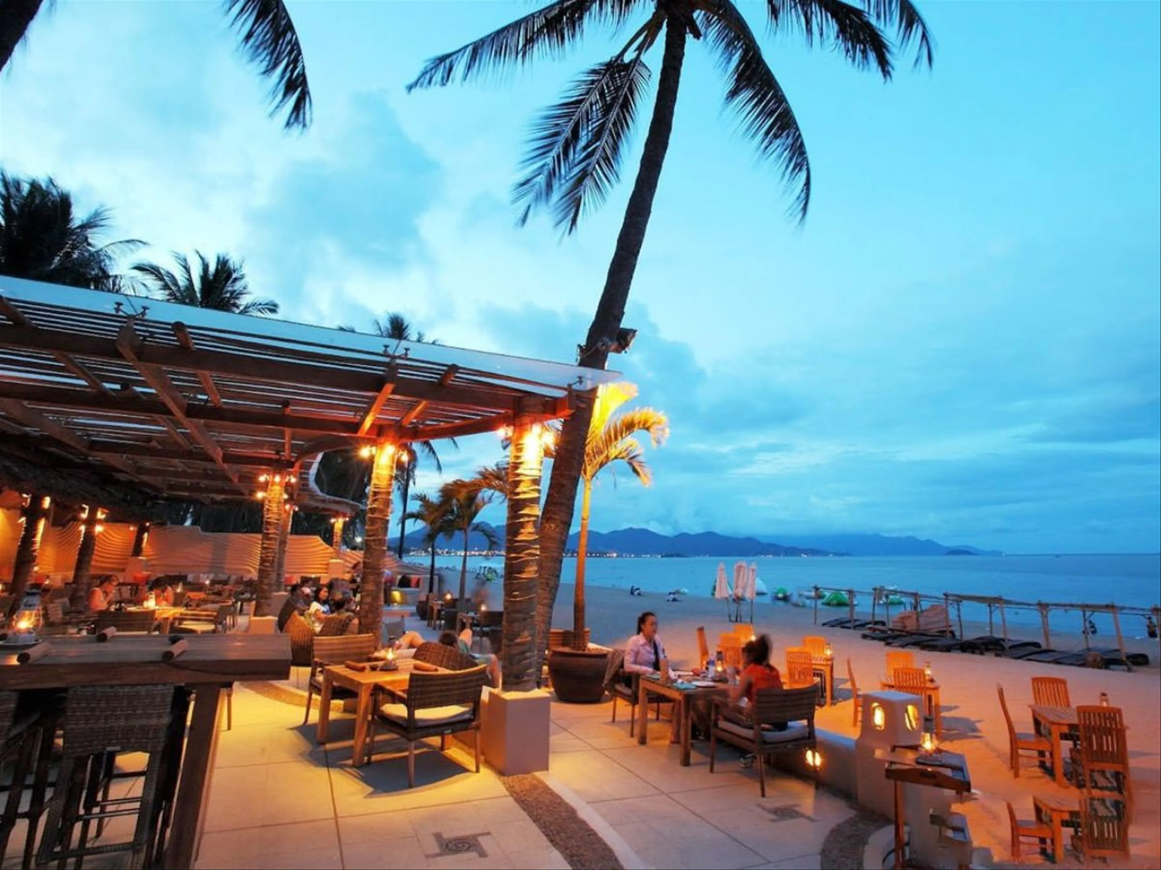 Top 5 Quán Cafe View Biển Tuyệt Đẹp Tại Nha Trang