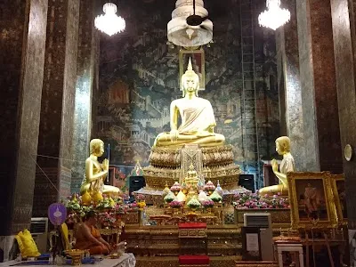 Wat Prayun Wongsawat Worawihan, Bangkok, Thailand