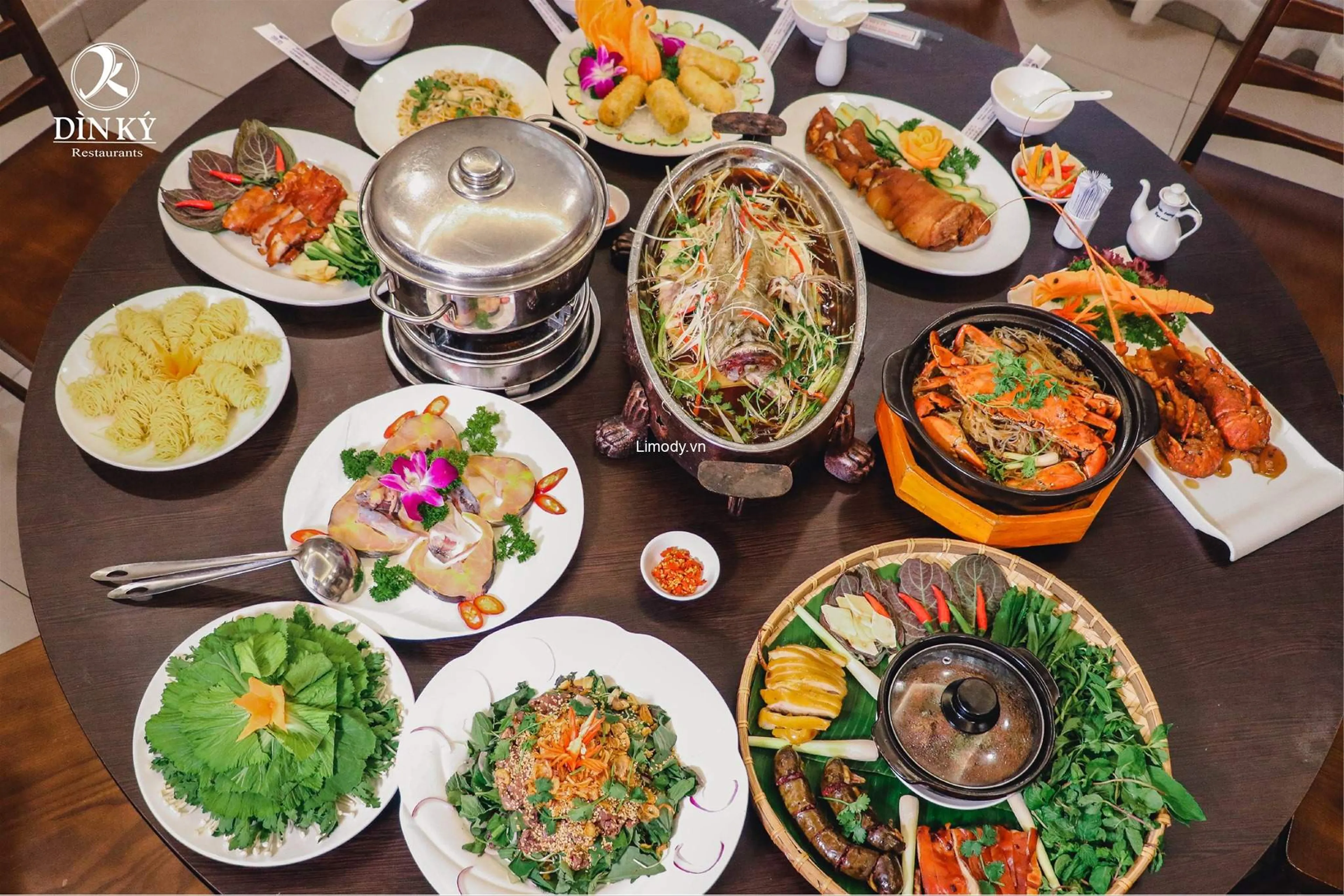 Khám Phá Ẩm Thực Đường Phố Nha Trang: Những Món Ngon Không Thể Bỏ Qua