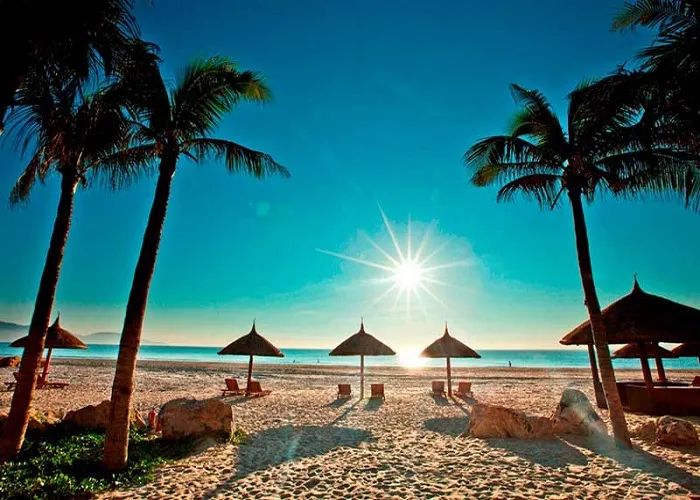 Dawn on My Khe beach