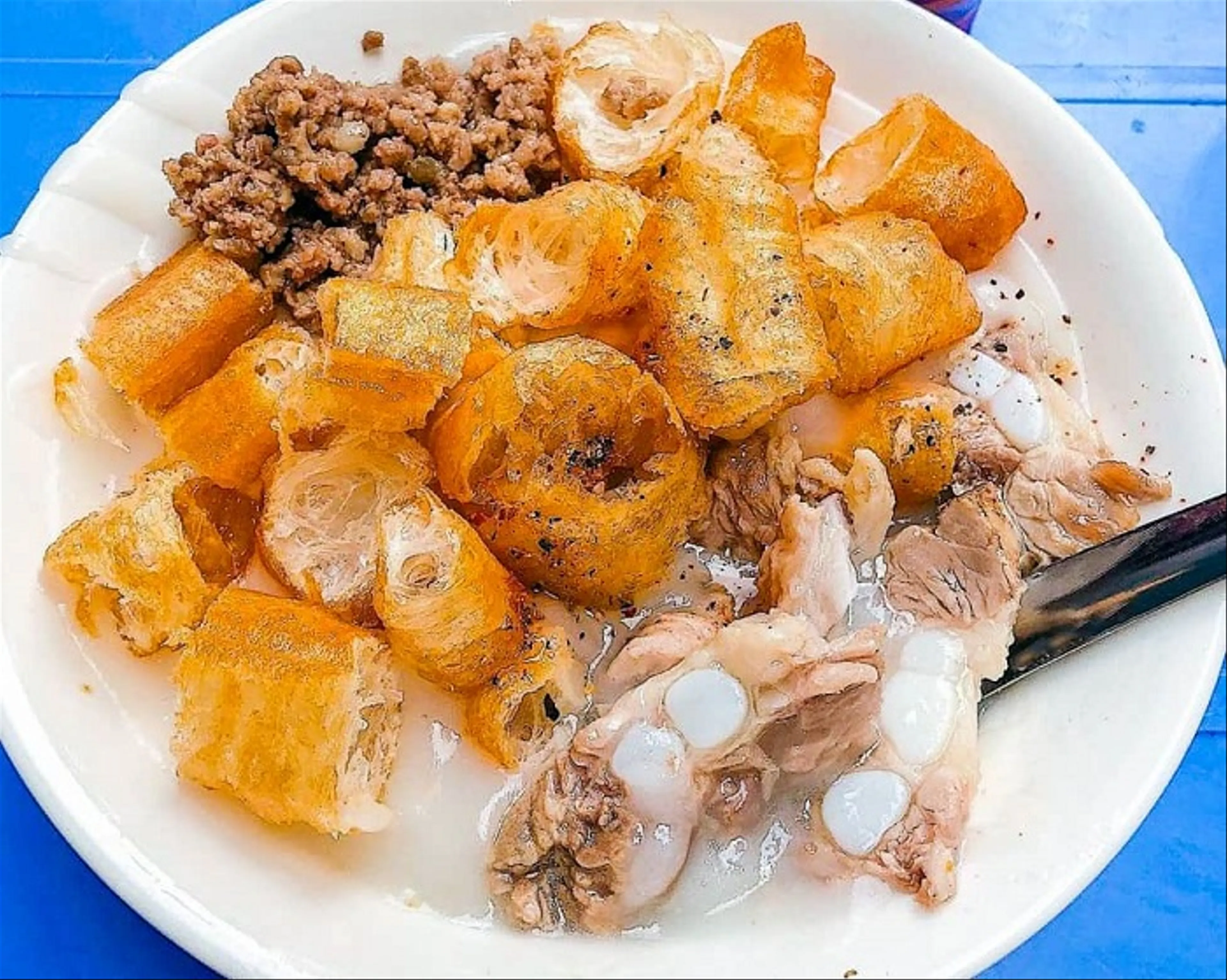 5 Món Ăn Đường Phố Hà Nội Không Thể Bỏ Lỡ Khi Du Lịch Thủ Đô