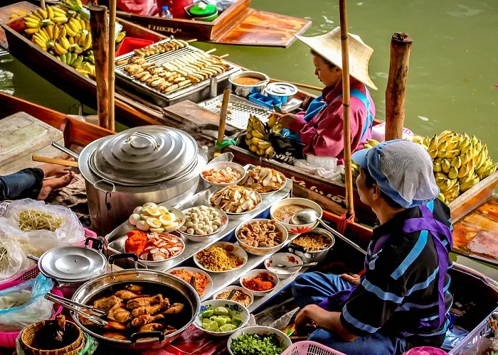 Khám phá ẩm thực tại chợ nổi