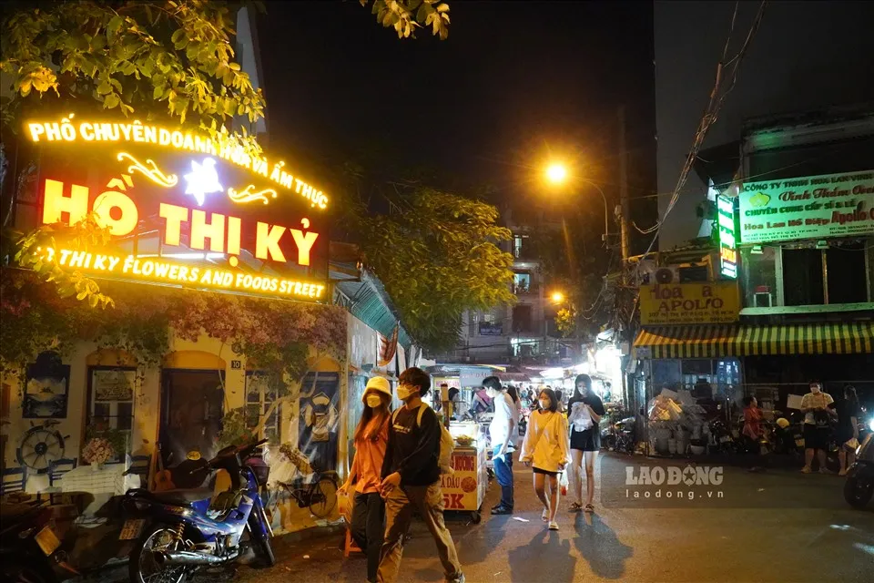 Trải nghiệm ăn uống tại các quán vỉa hè