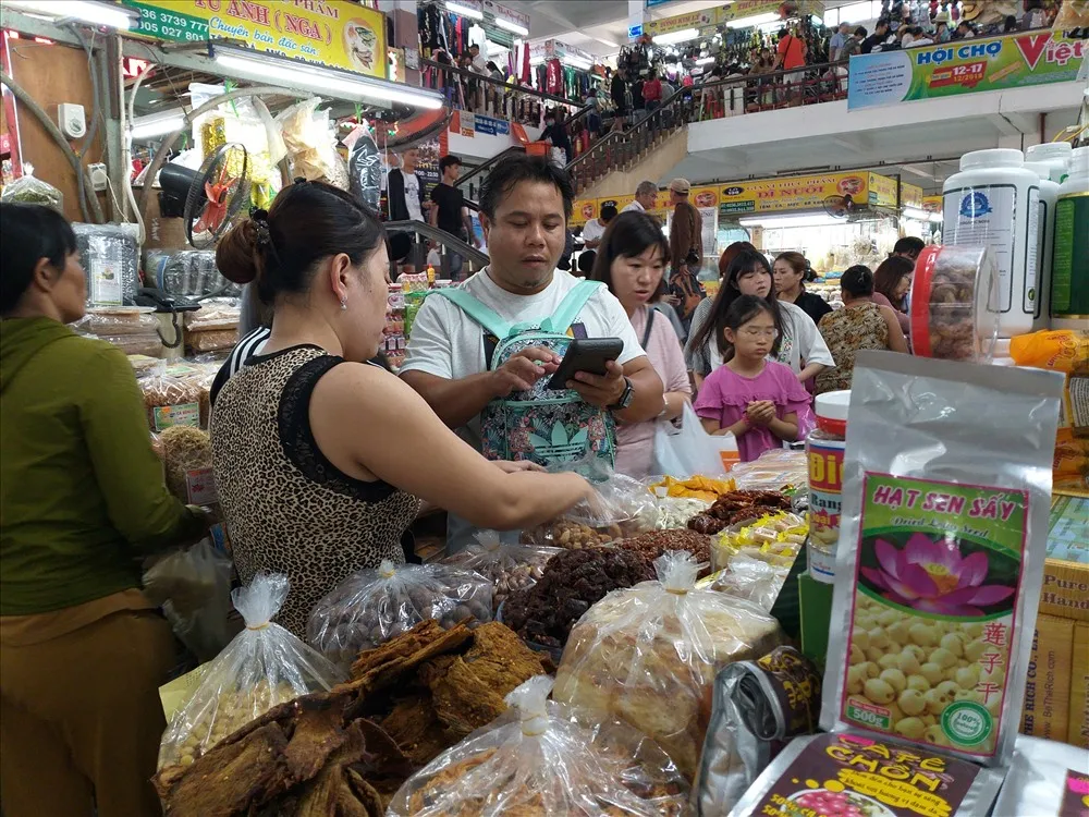 Những quầy hàng nổi bật tại chợ