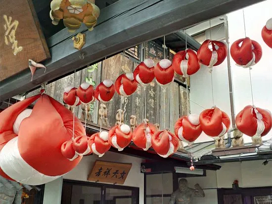 Traditional Crafts: The Heartbeat of Naramachi