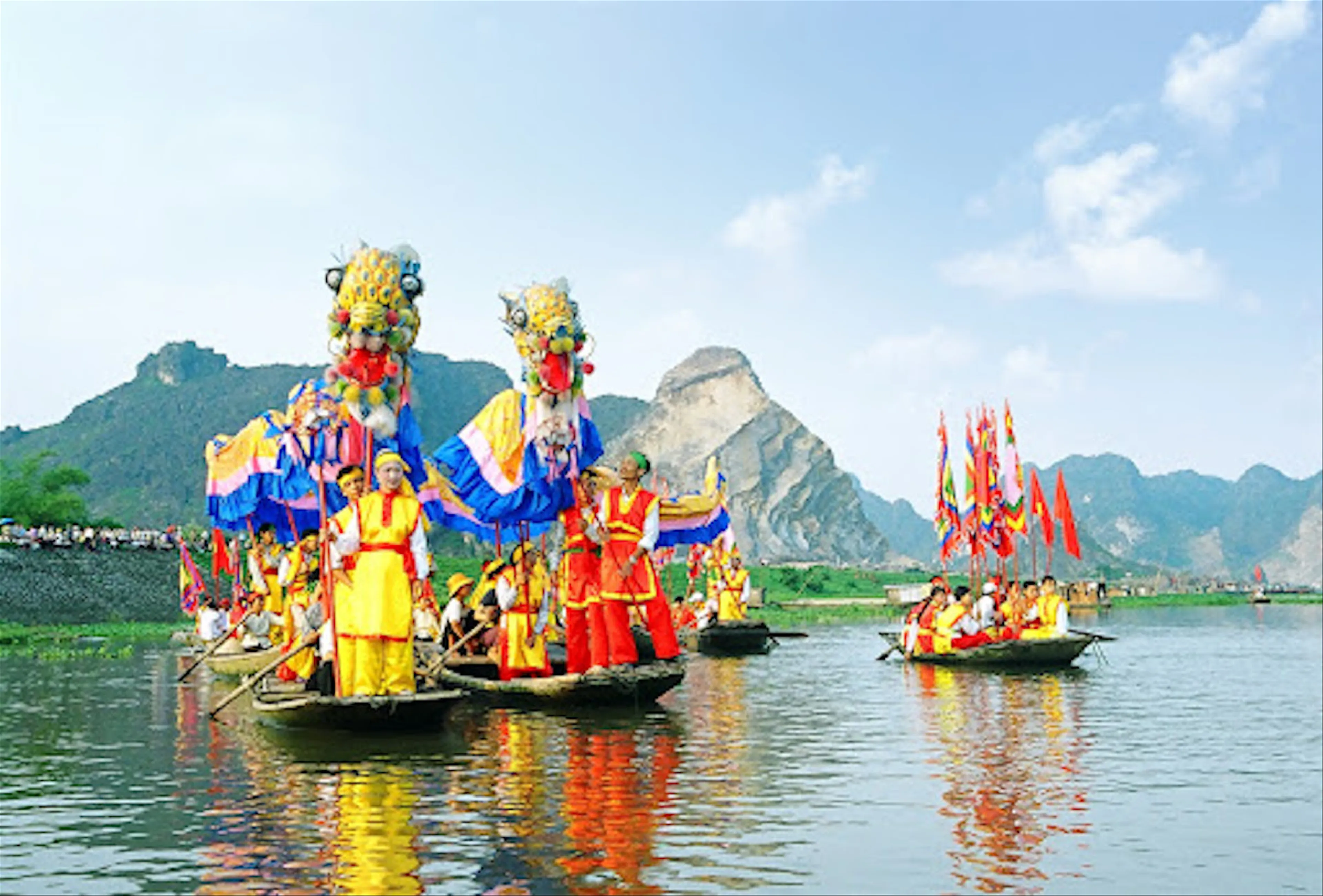 Trải Nghiệm Lễ Hội Tràng An: Khám Phá Nét Đẹp Văn Hóa Ninh Bình