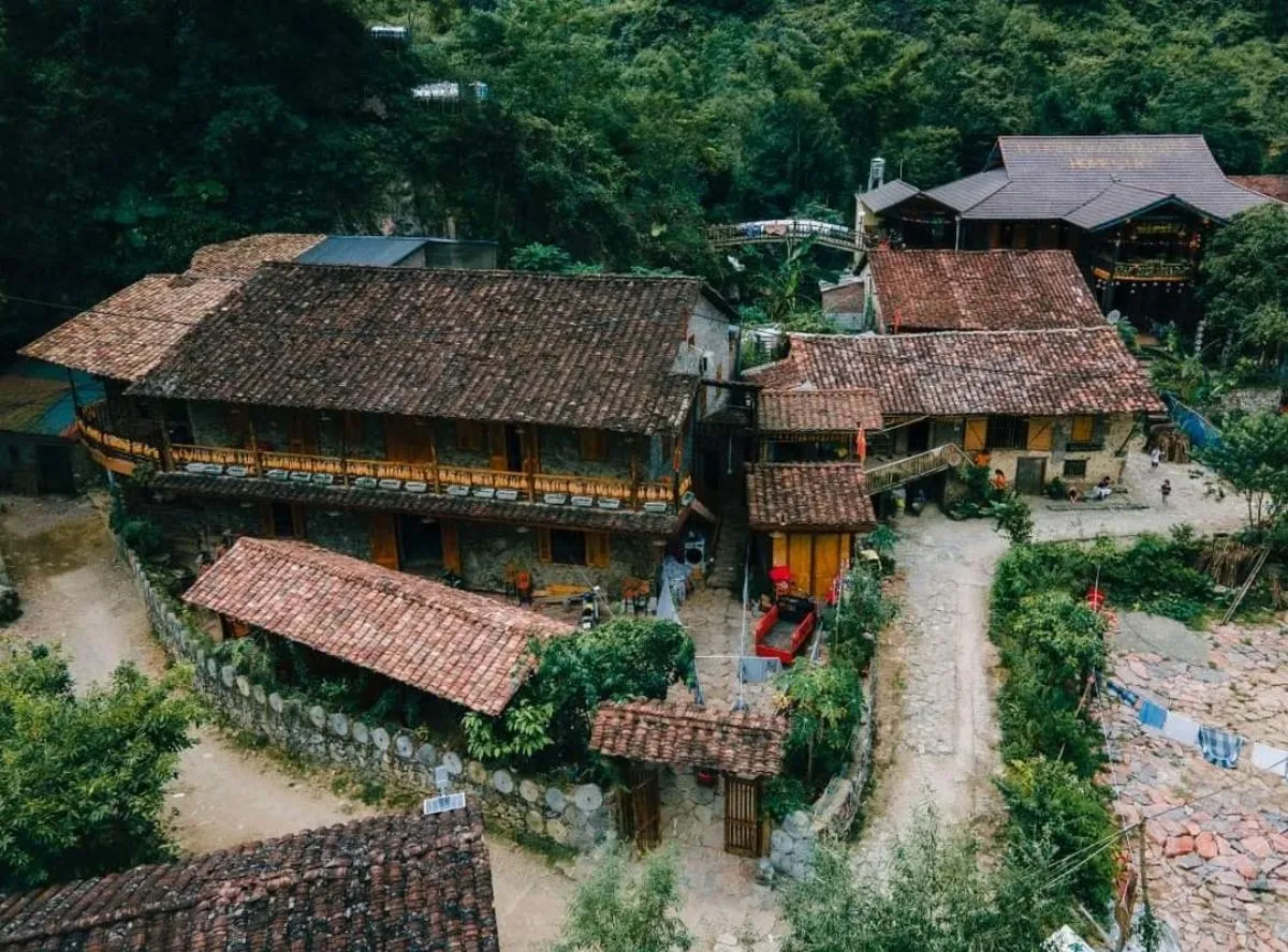 Giới Thiệu Về Taos: Làng Nghệ Sĩ Độc Đáo