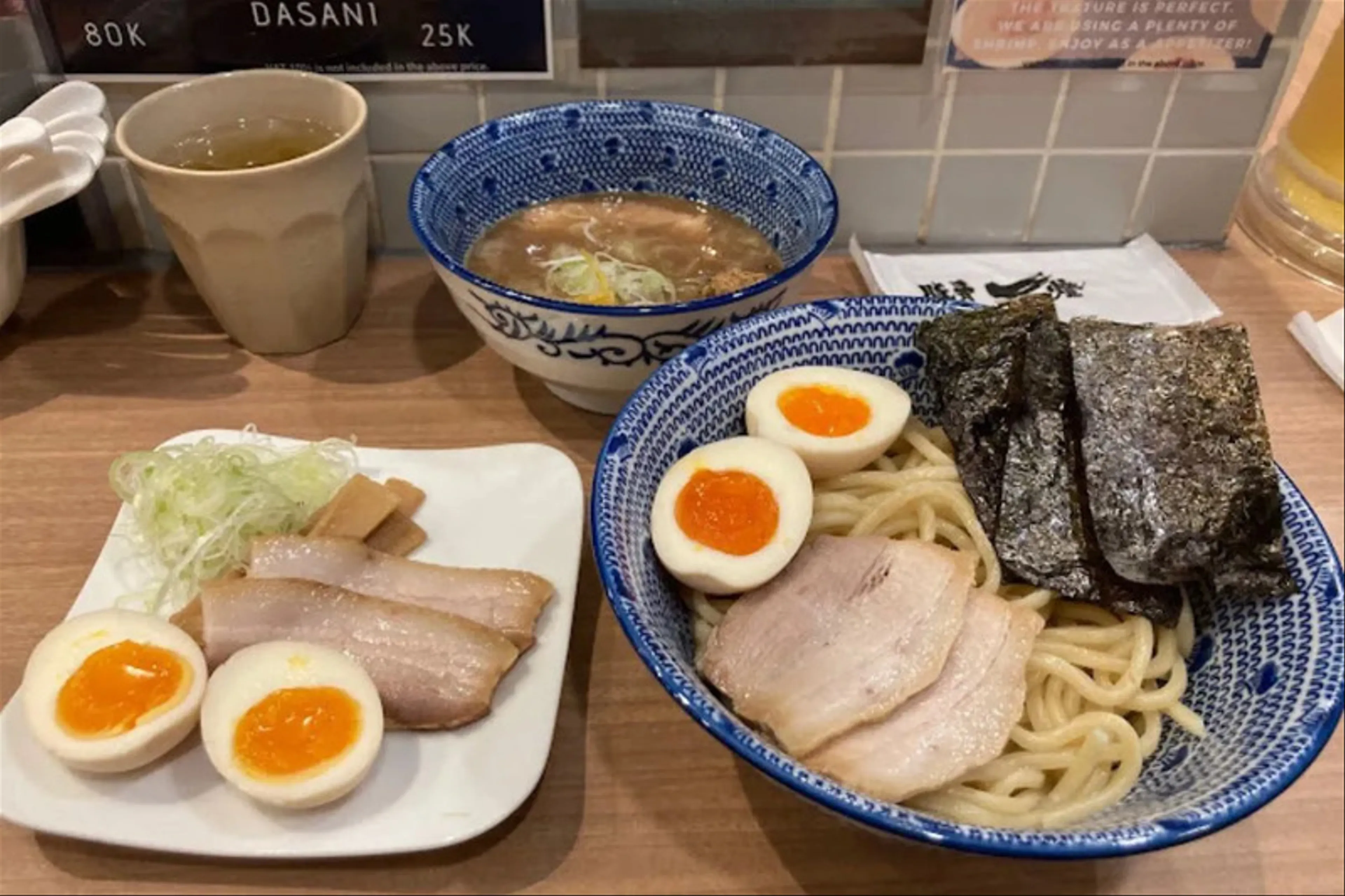 Thưởng Thức Ramen Độc Đáo Tại Khu Phố Ăn Uống Shibuya