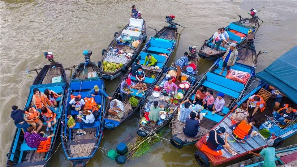 Lưu ý và mẹo nhỏ khi tham quan chợ nổi