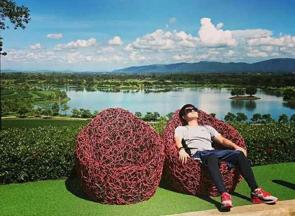 Singha Park: 'Sip a cup of tea in the middle of mountains.'