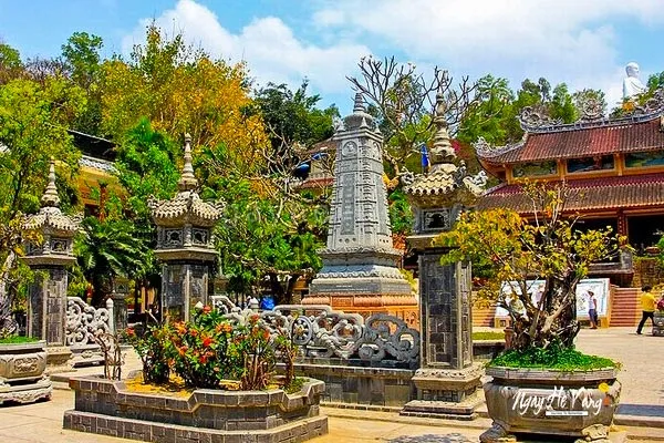 Chùa Long Sơn Nha Trang - [Review] - Chốn Phật ngang lưng trời