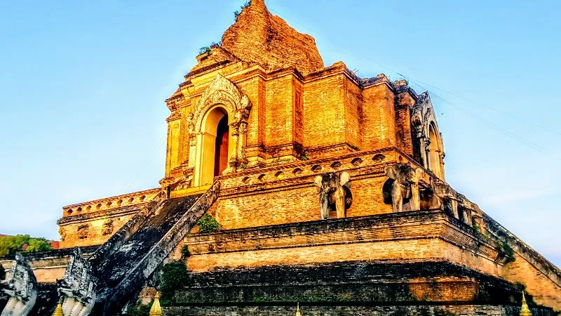 Wat Chedi Luang: Chiang Mai Old City Temple | Olsen Tours
