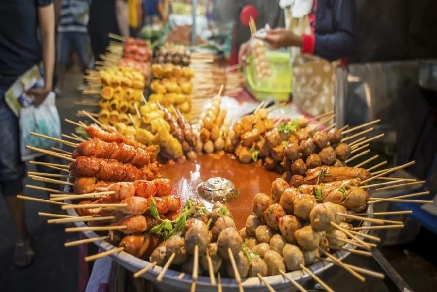 Kinh Nghiệm Du Lịch & Khám Phá Ẩm Thực Đường Phố Bangkok