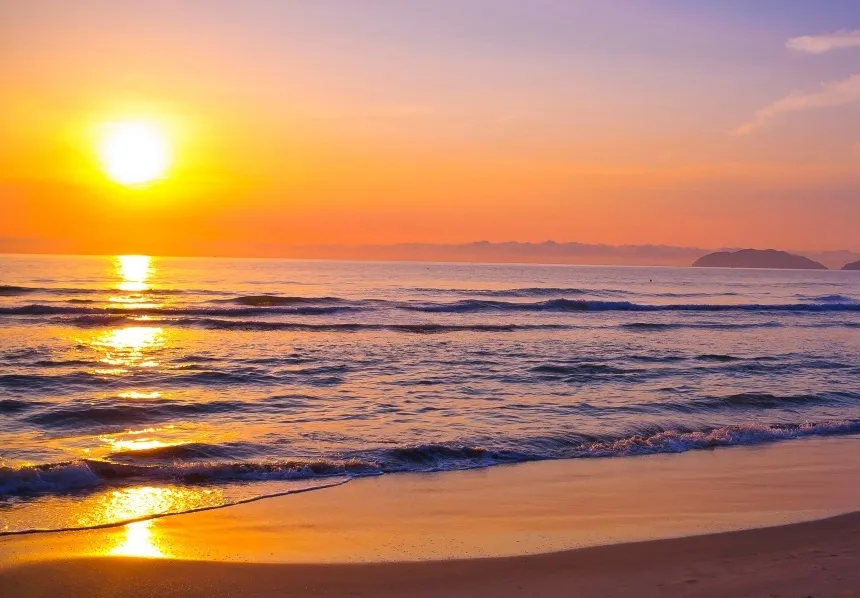Bac My An beach belongs to Bac My ward, Ngu Hanh Son district