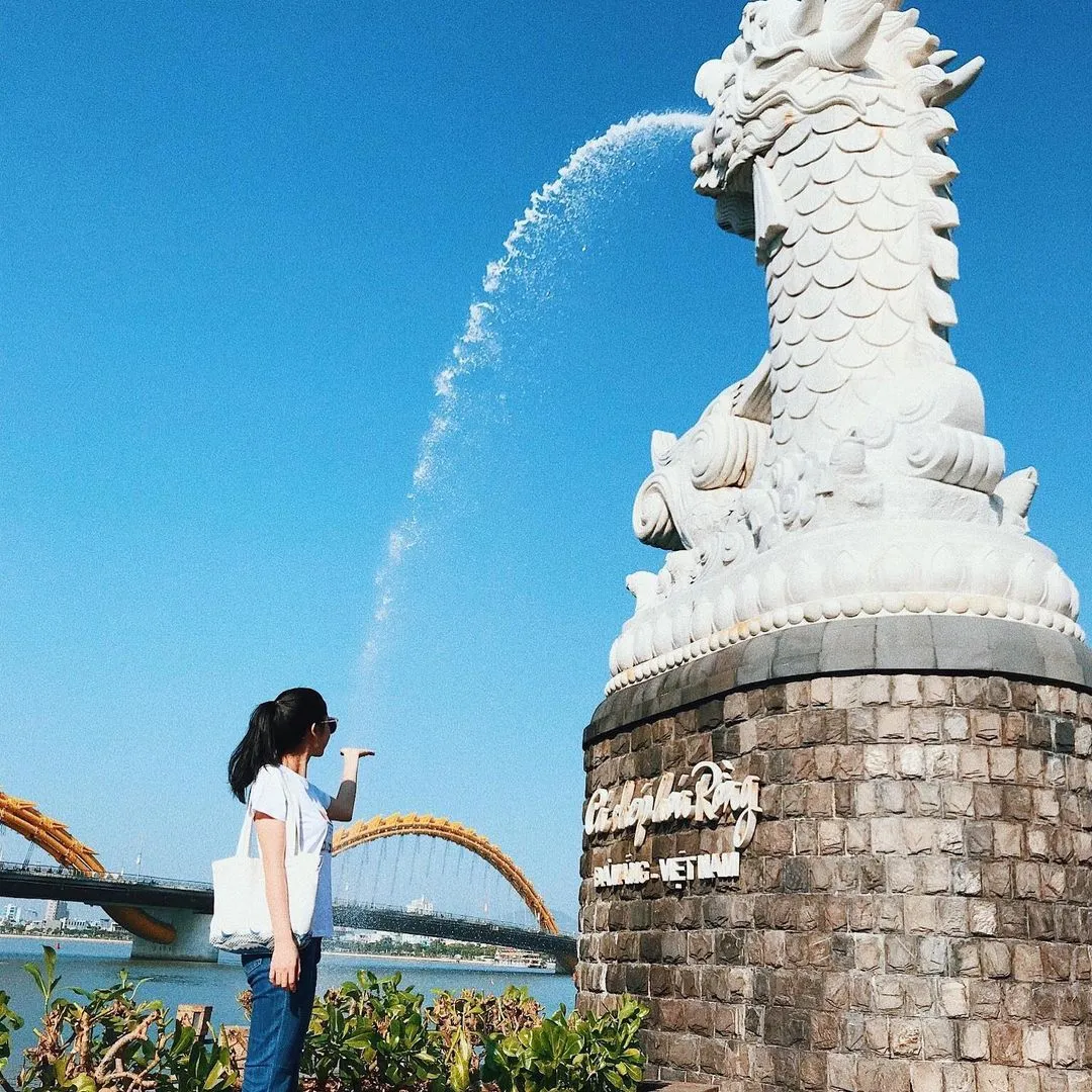 Tượng Cá Chép Hóa Rồng Ở Đà Nẵng Có Gì Ở Đâu Đi Bằng Cách Nào