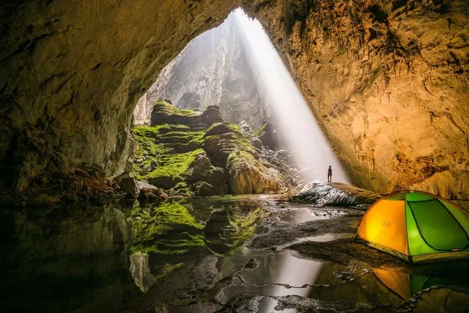 Tour chinh phục hang Sơn Đoòng "cháy vé" trong năm 2022 | Tin nhanh chứng  khoán