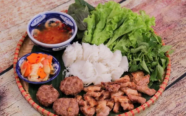 Bún Chả Hương Liệu: Hương Vị Khó Quên