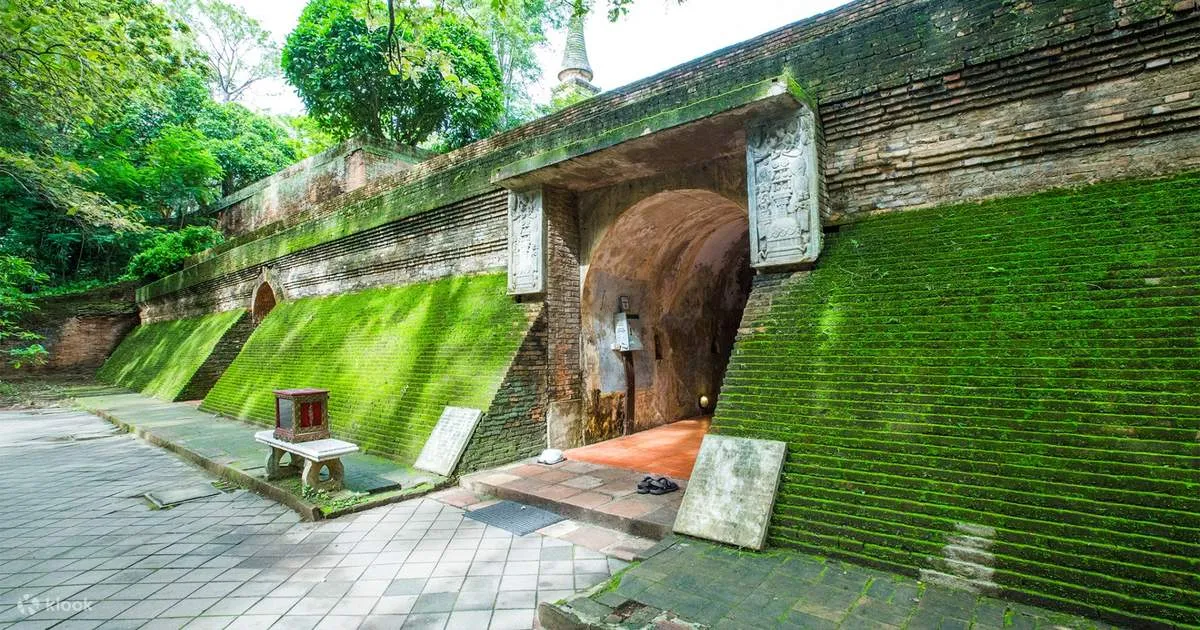 Doi Suthep and Wat Umong Night Tour, Chiang Mai, Thailand - Klook