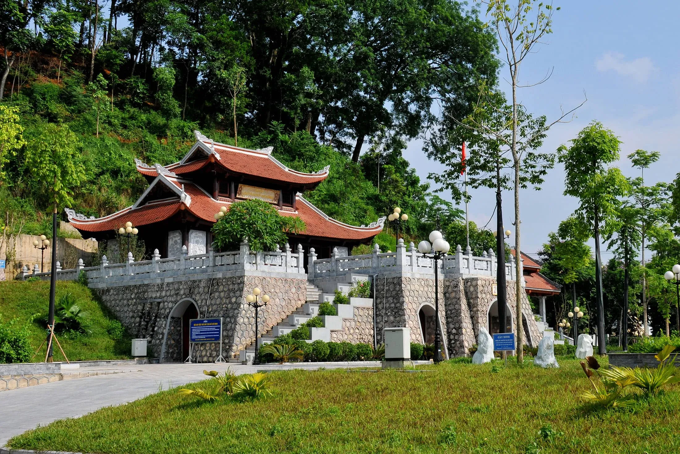 Lịch sử và văn hóa độc đáo