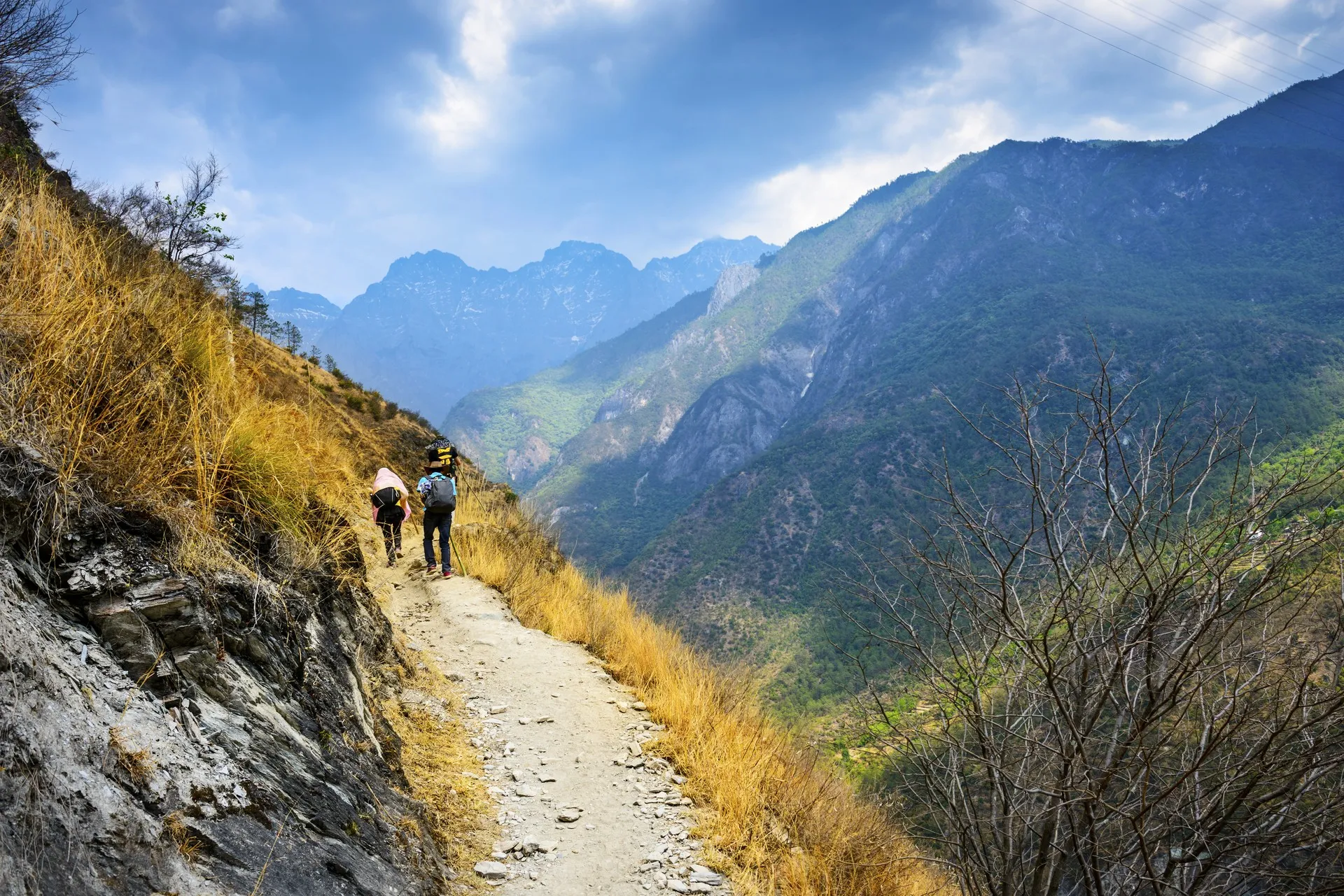 Hiking Trails and Scenic Views: Uncovering Hidden Gems