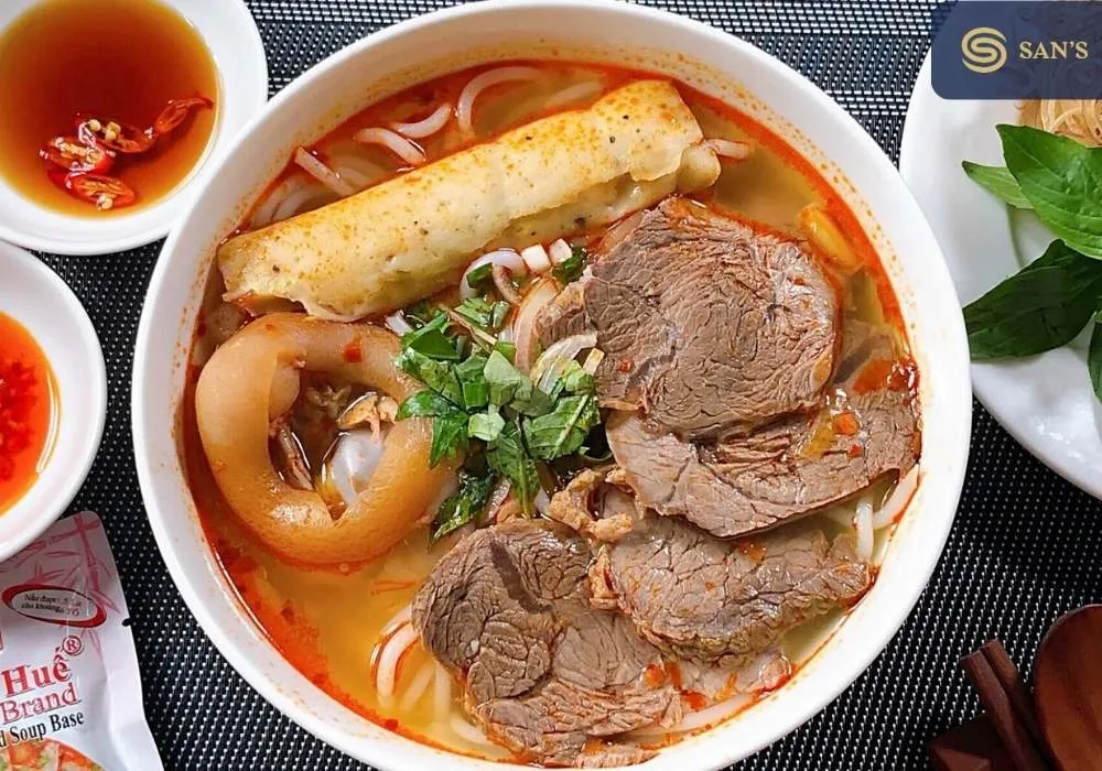 Hue's Culinary Delights: Bun Bo Hue and More