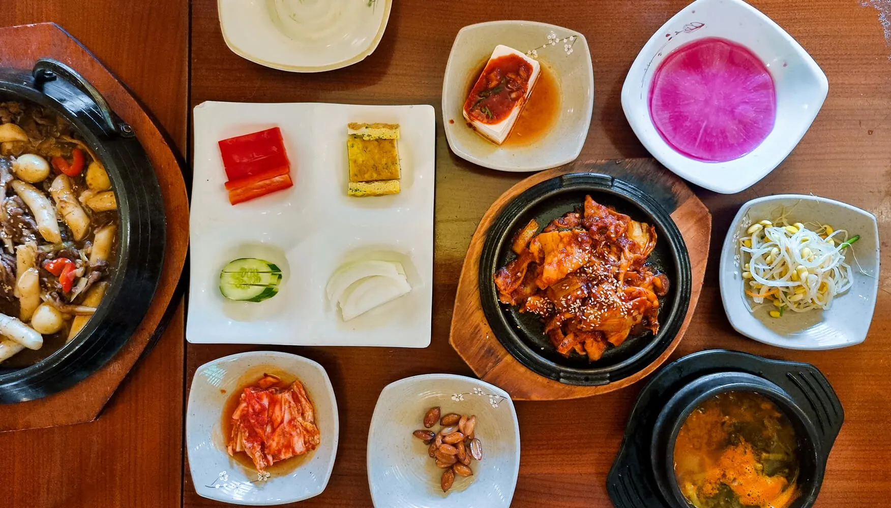 Culinary Delights: Exploring Insadong's Traditional Cuisine