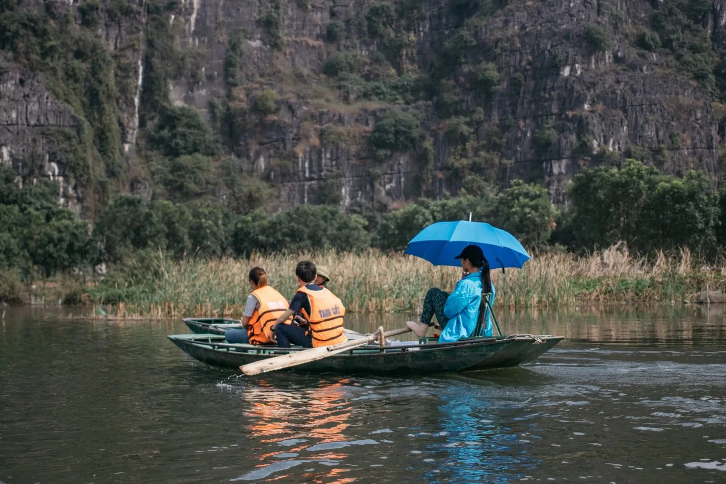 Hướng Dẫn Cách Chèo Thuyền Thúng An Toàn