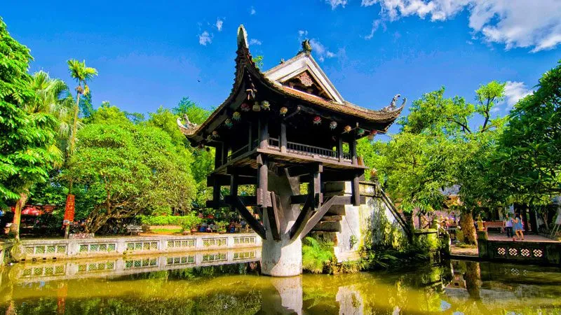 Cultural Highlights: Temples, Pagodas, and More
