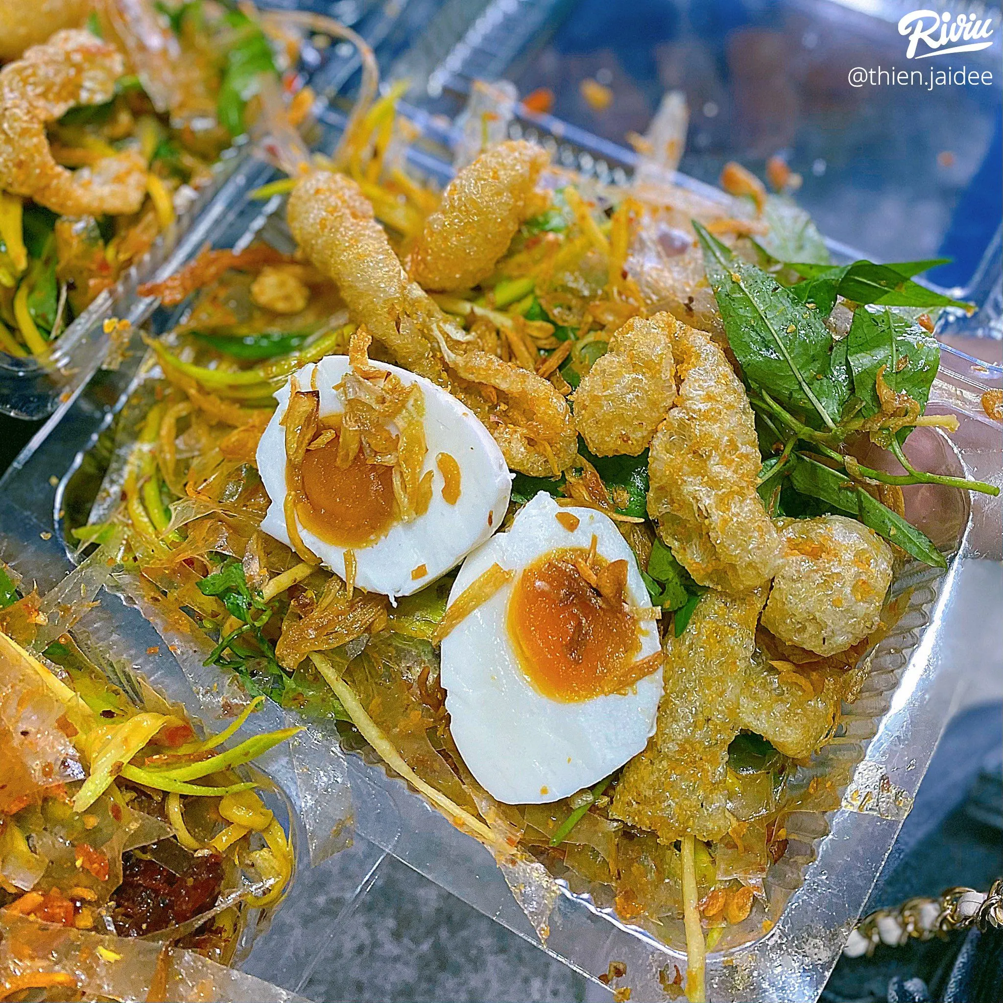 Bánh tráng trộn - món ăn chơi không thể thiếu