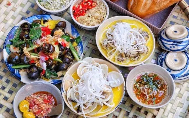 Ốc Béo Hà Nội 10 Bàn Cờ, Phường 03, Quận 3, Hồ Chí Minh | riviu.vn