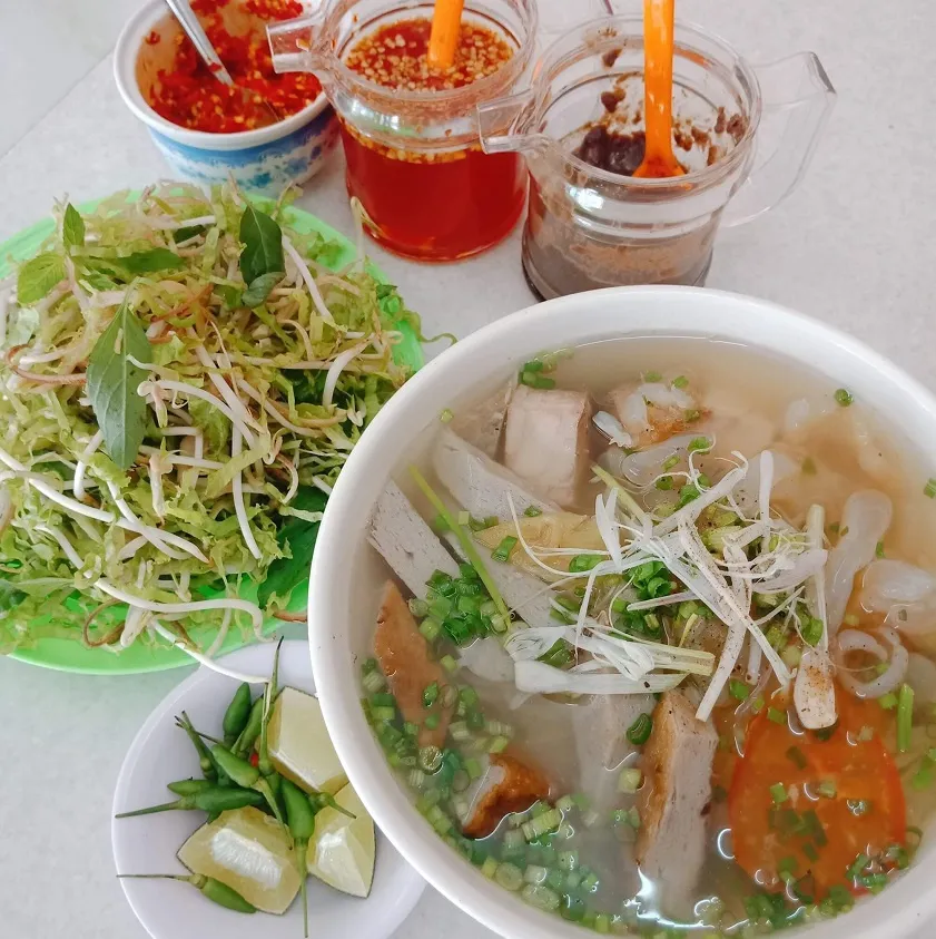 Giới thiệu về món bún chả cá Nha Trang