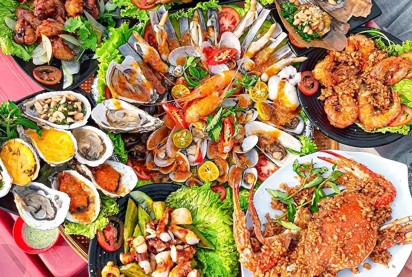 Hải sản bờ kè Nha Trang: Lưu gấp 15+ quán ngon, nổi tiếng
