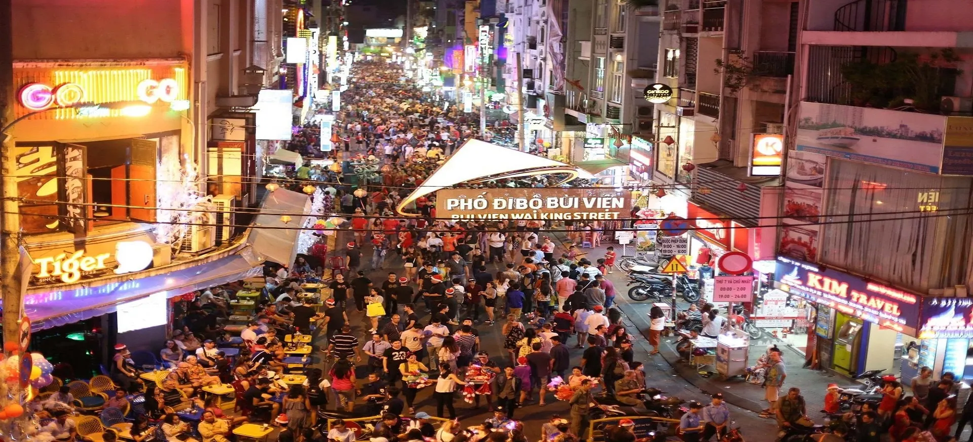 Phố Tây Bùi Viện: Cuộc Sống Về Đêm Sôi Động