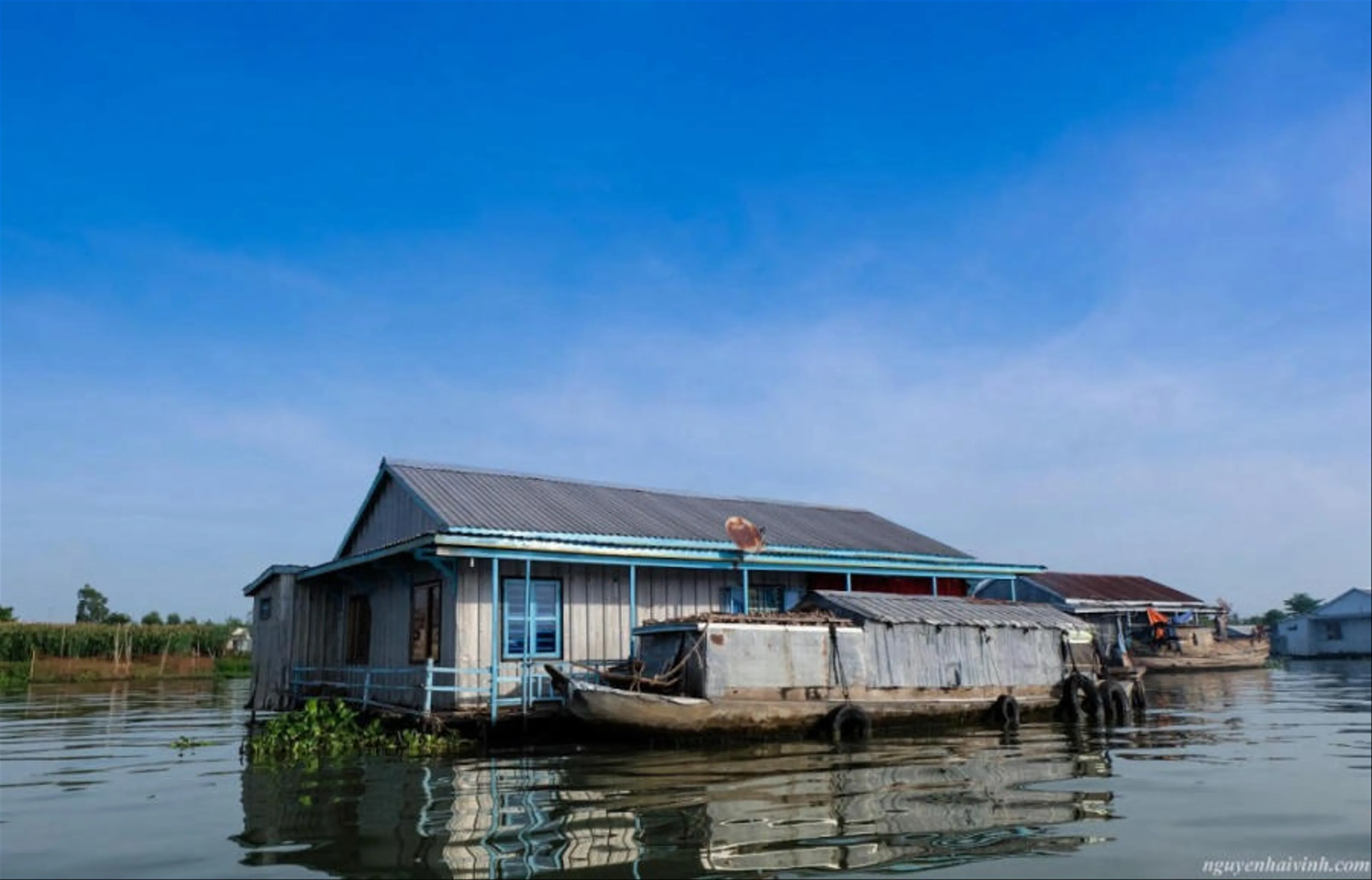 Phu Tan District