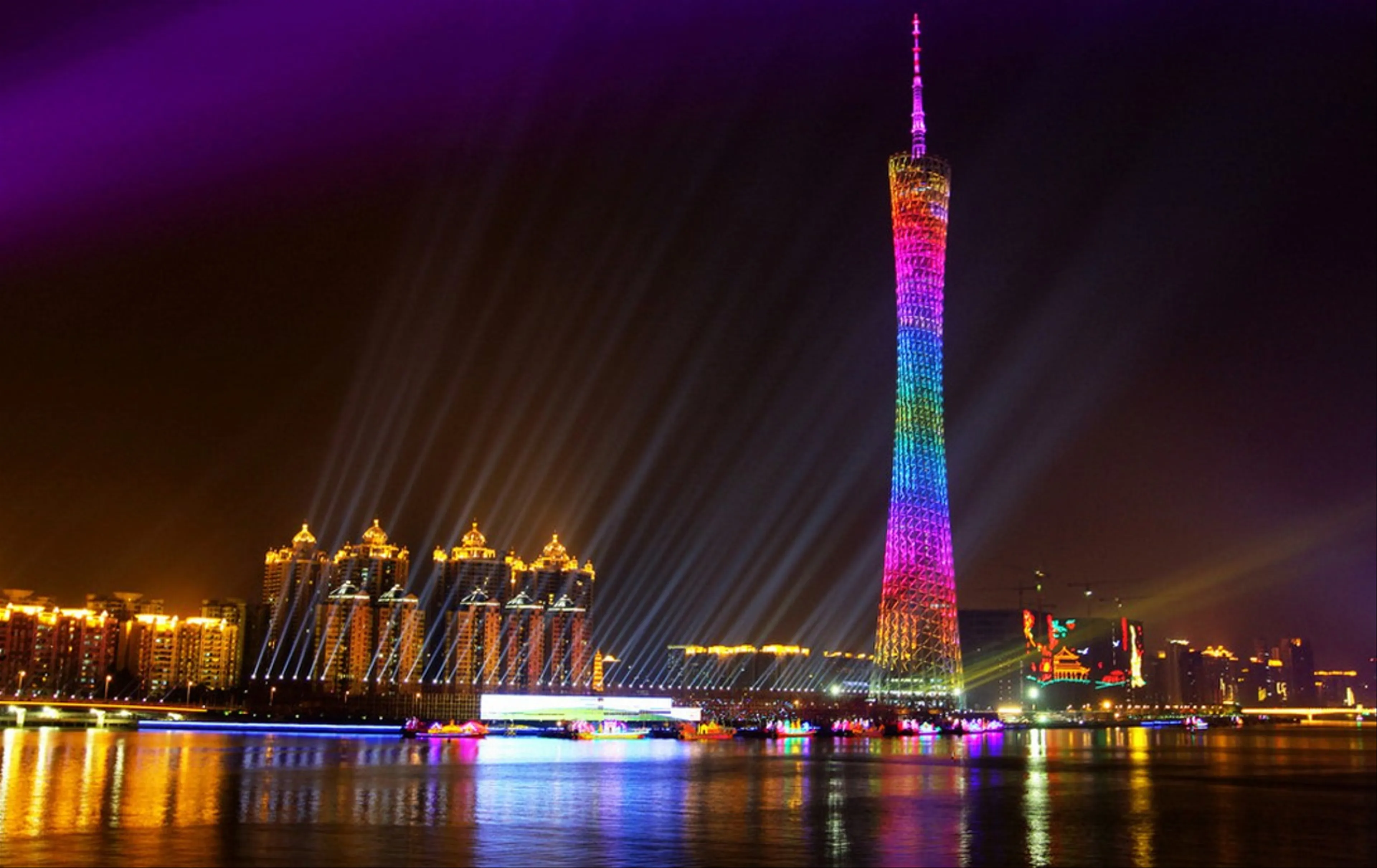 Canton Tower – Complete Guide to Guangzhou’s Iconic Landmark