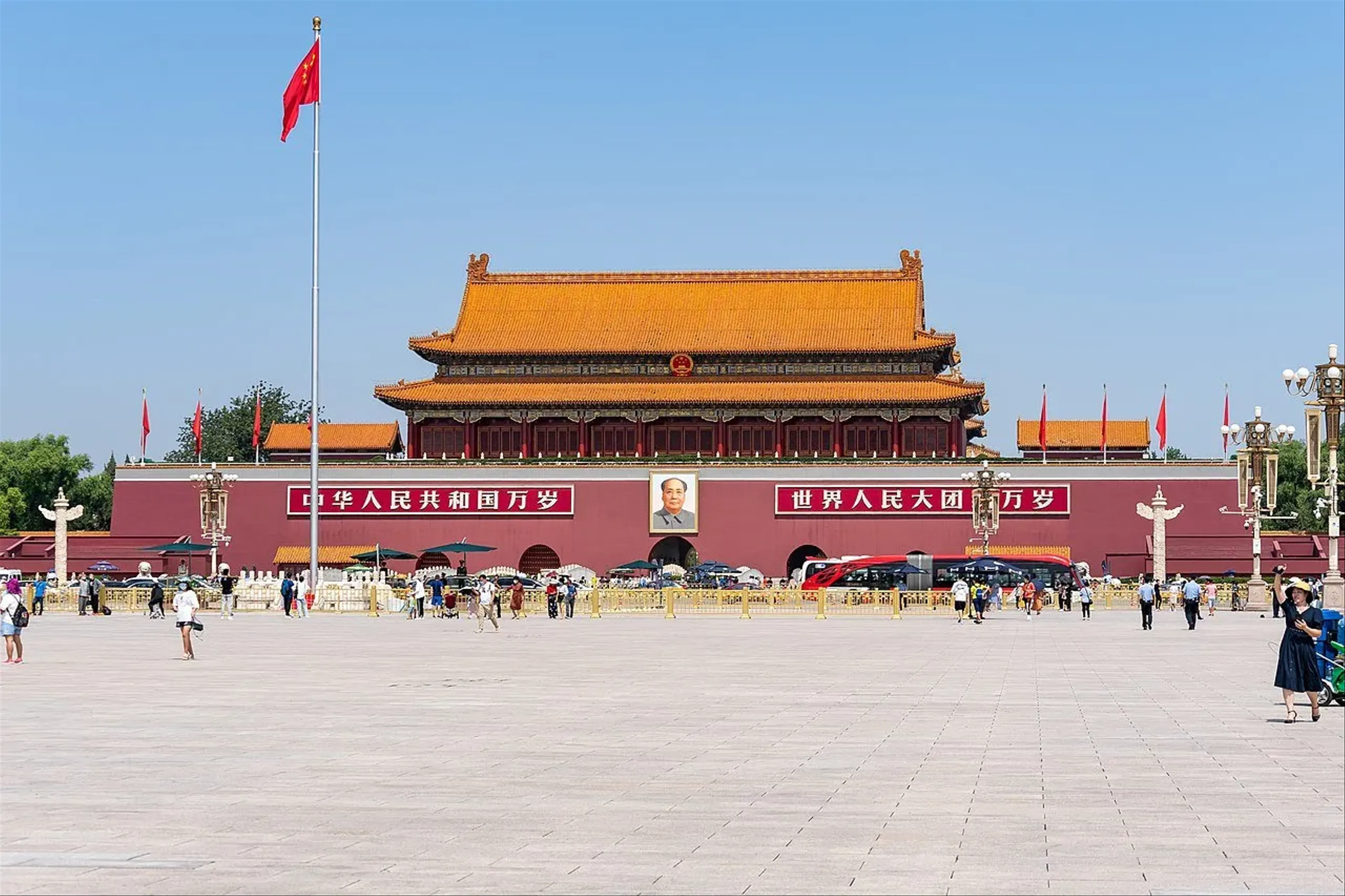 Tiananmen Square – Complete Guide to Beijing’s Historic Landmark