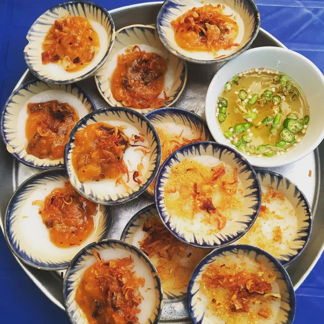 Bánh Bèo Chén - Món Quà Đường Phố