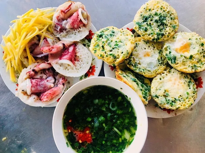 Sự Khác Biệt Giữa Bánh Căn Và Bánh Khọt