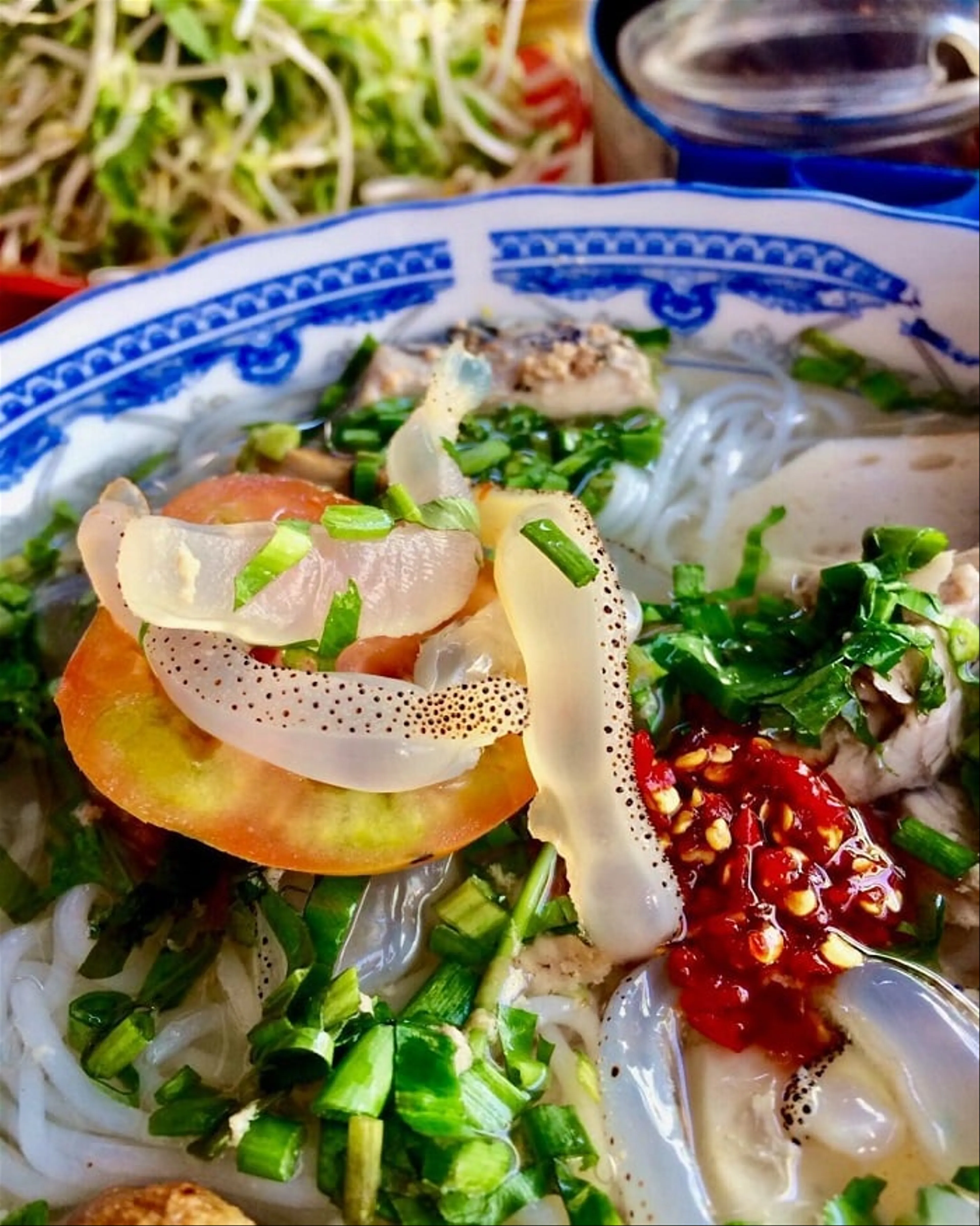 Thưởng Thức Hương Vị Bún Cá Sứa Nha Trang Đúng Điệu