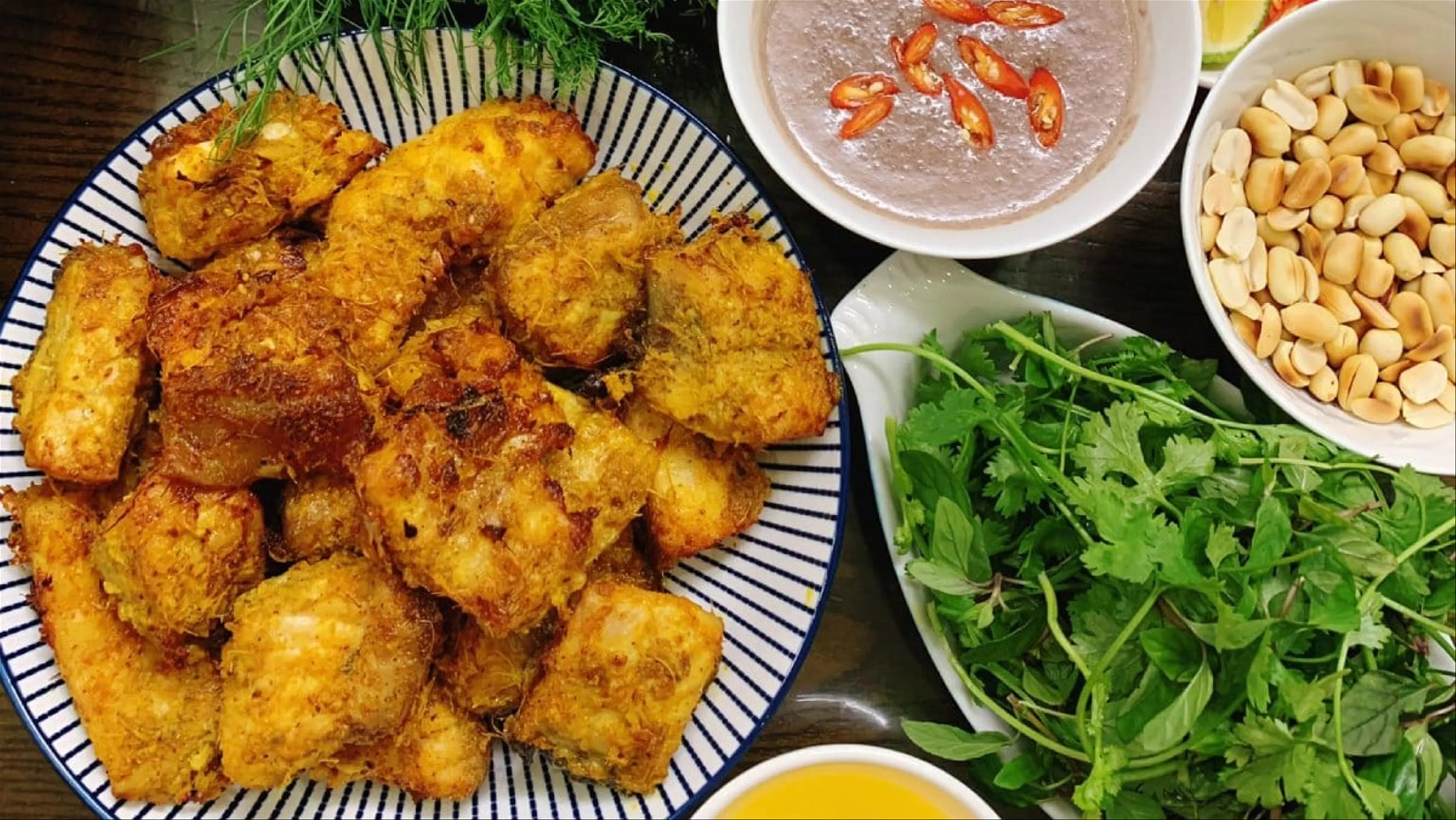 Thưởng Thức Hương Vị Đặc Sắc Của Chả Cá Lã Vọng Giữa Lòng Hà Nội