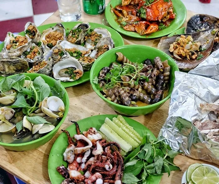 Địa điểm ăn uống và nghỉ ngơi tại Nha Trang