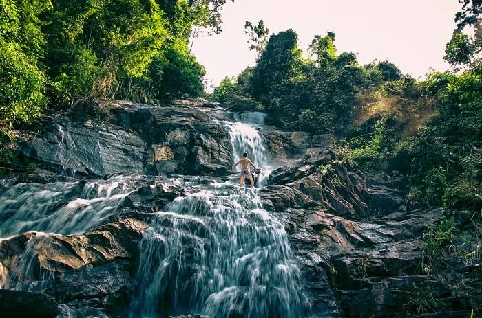 Khám phá vẻ đẹp thiên nhiên hoang sơ