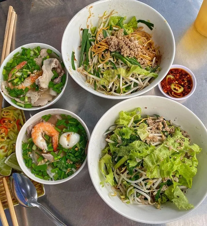 Hủ Tiếu Nam Vang - Biểu Tượng Ẩm Thực Đường Phố