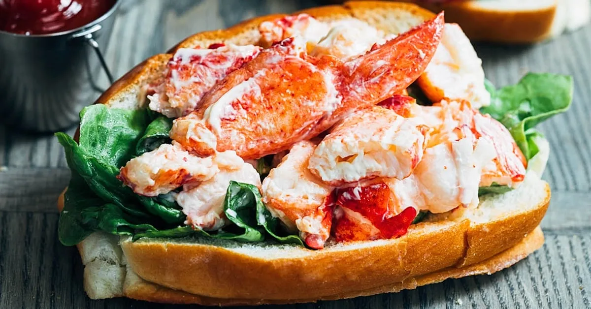 Lịch sử của món lobster roll tại Maine