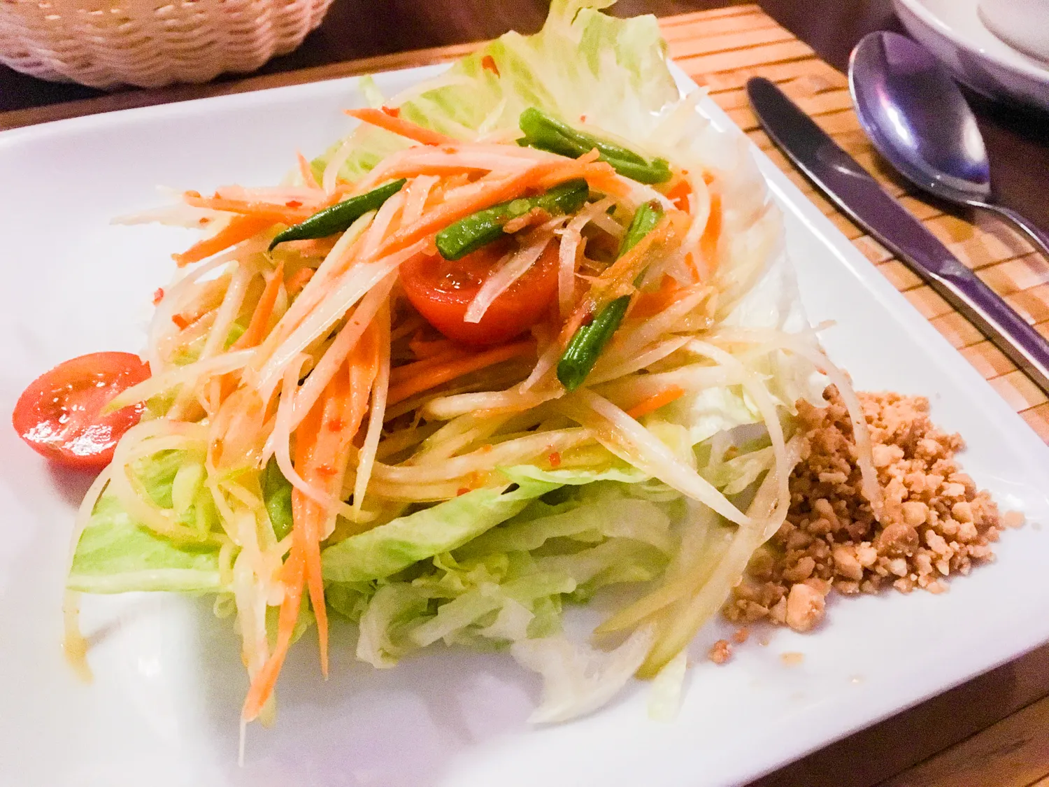 Som Tum: The Zesty Papaya Salad Experience