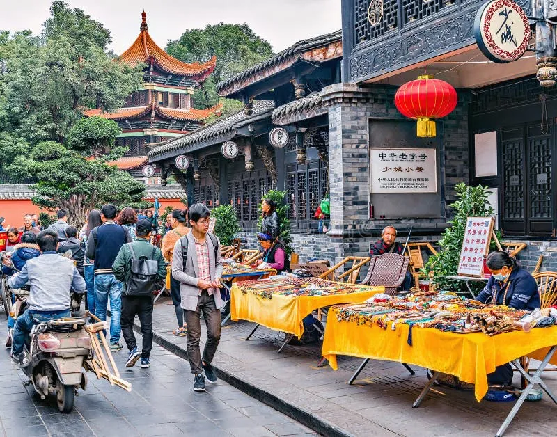 Wenshu Monastery Market: A Blend of Tradition and Taste