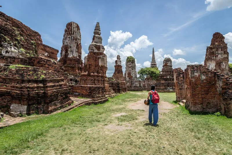 Exploring Ayutthaya Historical Park