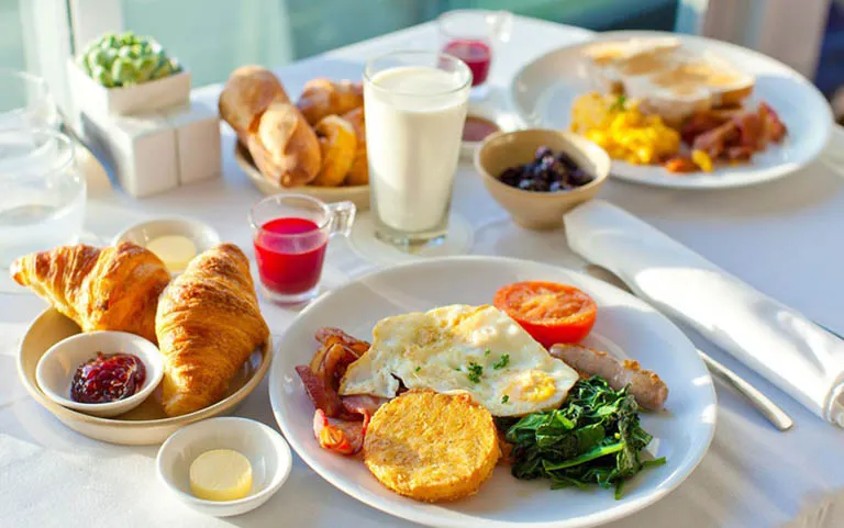 Mẹo Thưởng Thức Bữa Sáng Như Người Bản Xứ