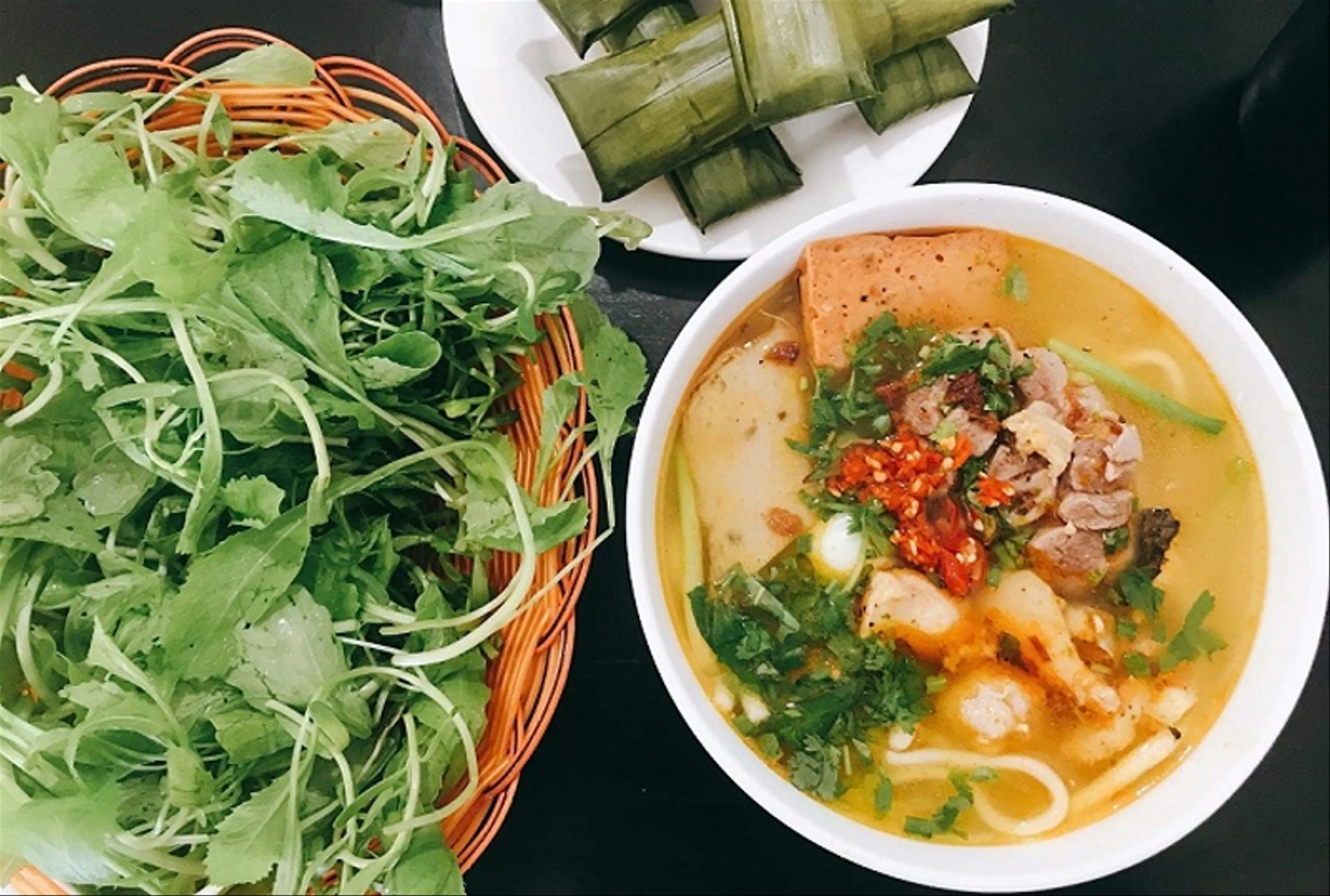 Khám Phá Hẻm Bánh Canh Ruộng Đà Nẵng: Địa Điểm Ẩm Thực Độc Đáo