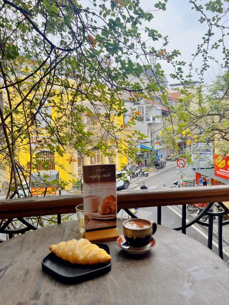 Mẹo Khi Thưởng Thức Cà Phê Ở Phố Cổ Hà Nội